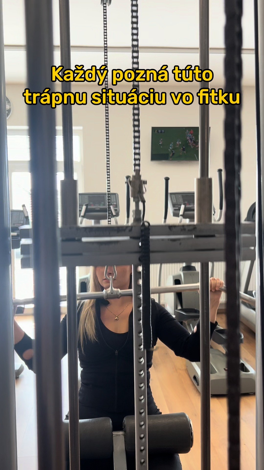 Ten moment, keď sedíte oproti sebe na kladkách... a zrazu neviete, kam sa pozerať. 😂
Gym situácie, na ktoré vás nikto nepripravil. 😅
Poznáš to? 👀